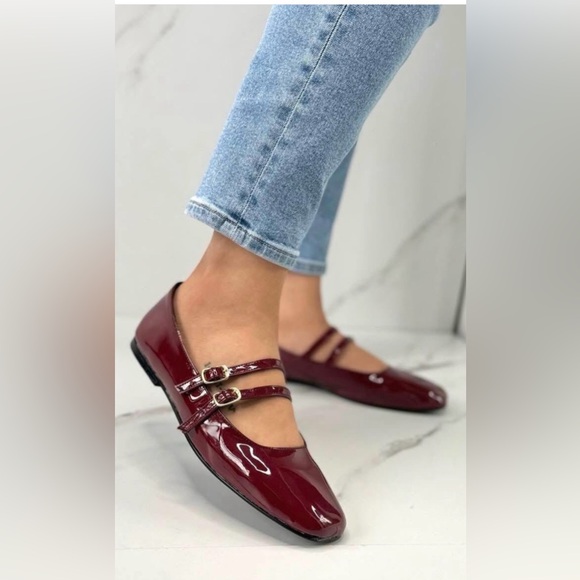 Steve Madden Shoes - New Steve Madden Women's Mary-Jane Ballet Patent Flats in burgundy Red Size 8